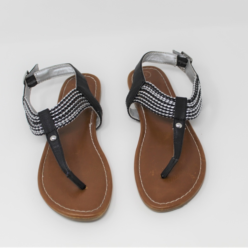 Cherokee sandals